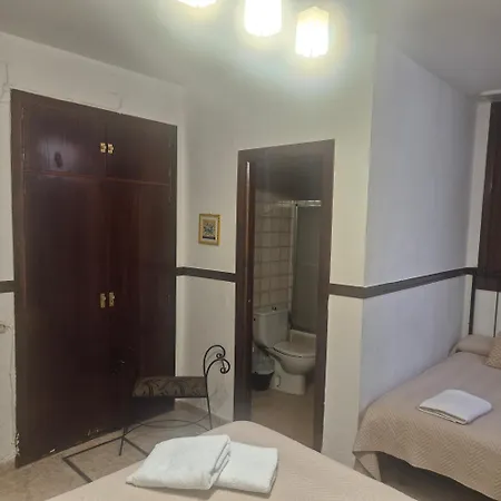 Pension Javier Sevilla Buitenkant foto